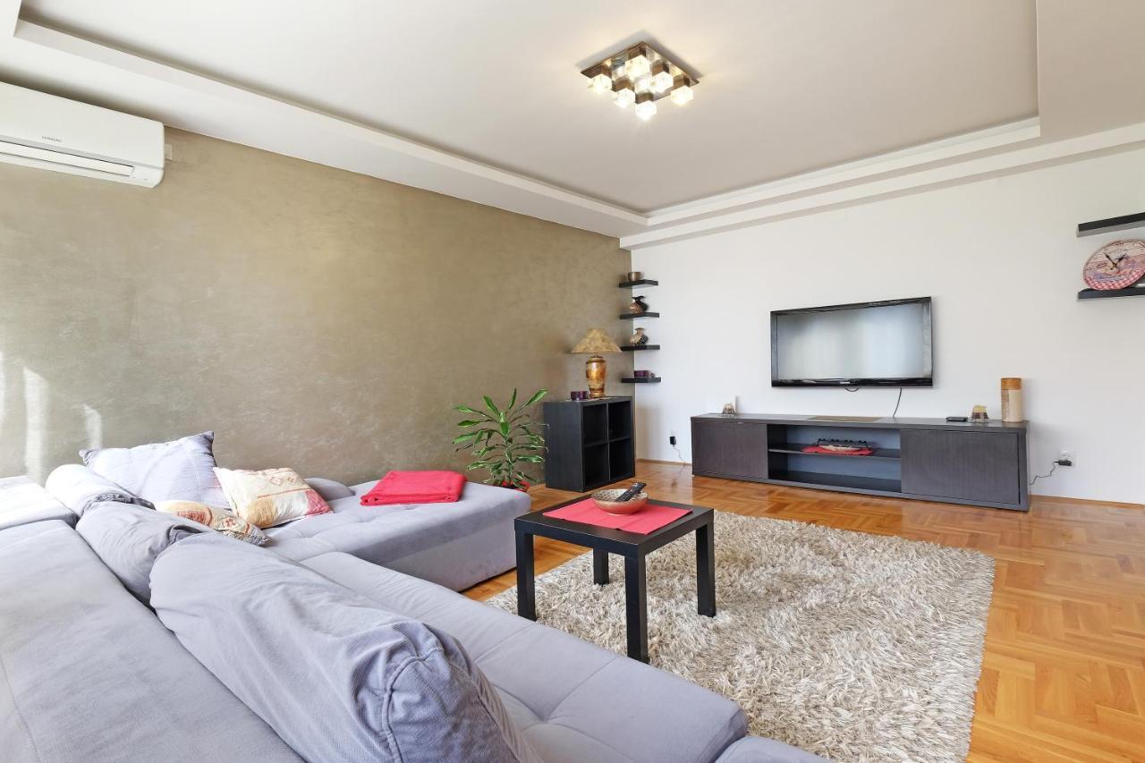 Big Blue Apartment - Belgrade Exterior photo